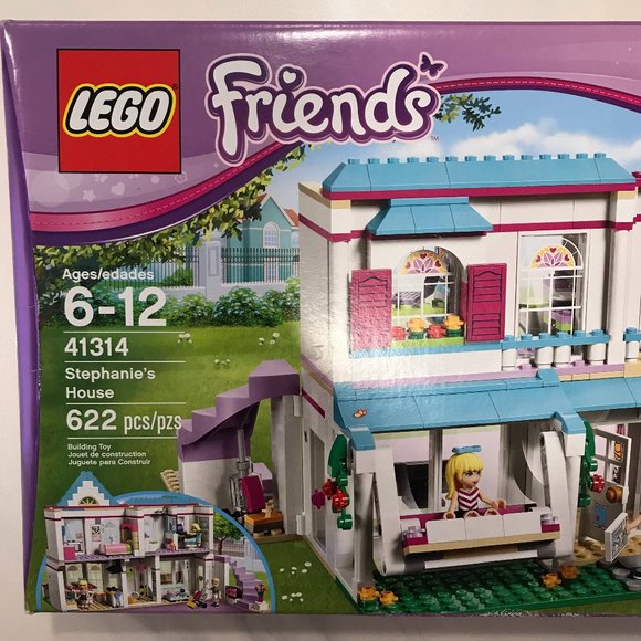 LEGO Friends Stephanie's House - Picture 2 of 8